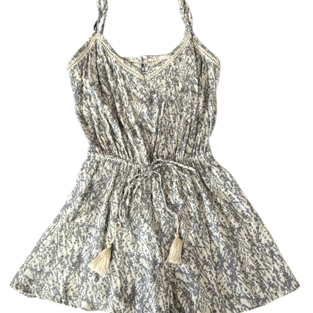 By Together better day floral gray/white spaghetti straps shorts romper size S